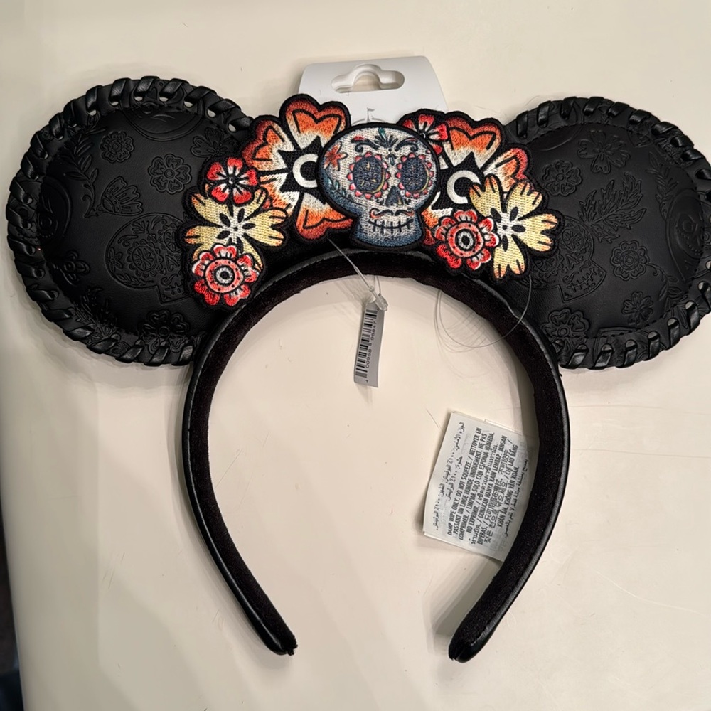 Disney Parks Coco Pixar Skull flower ears headband NWT